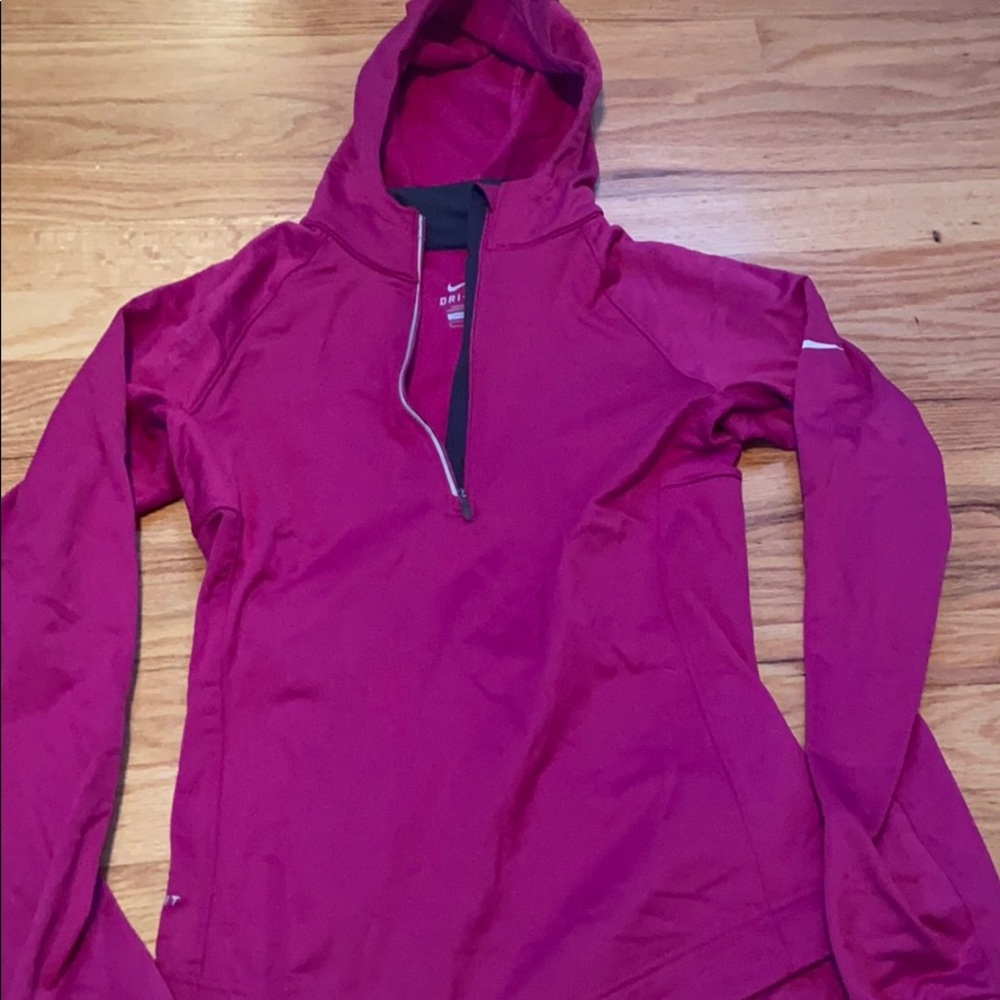 Nike dri fit quarter zip- like new